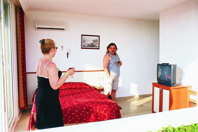 Hedef Kleopatra Golden Sun Hotel อลันยา ภายนอก รูปภาพ